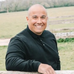 Max Brown, Sales Director